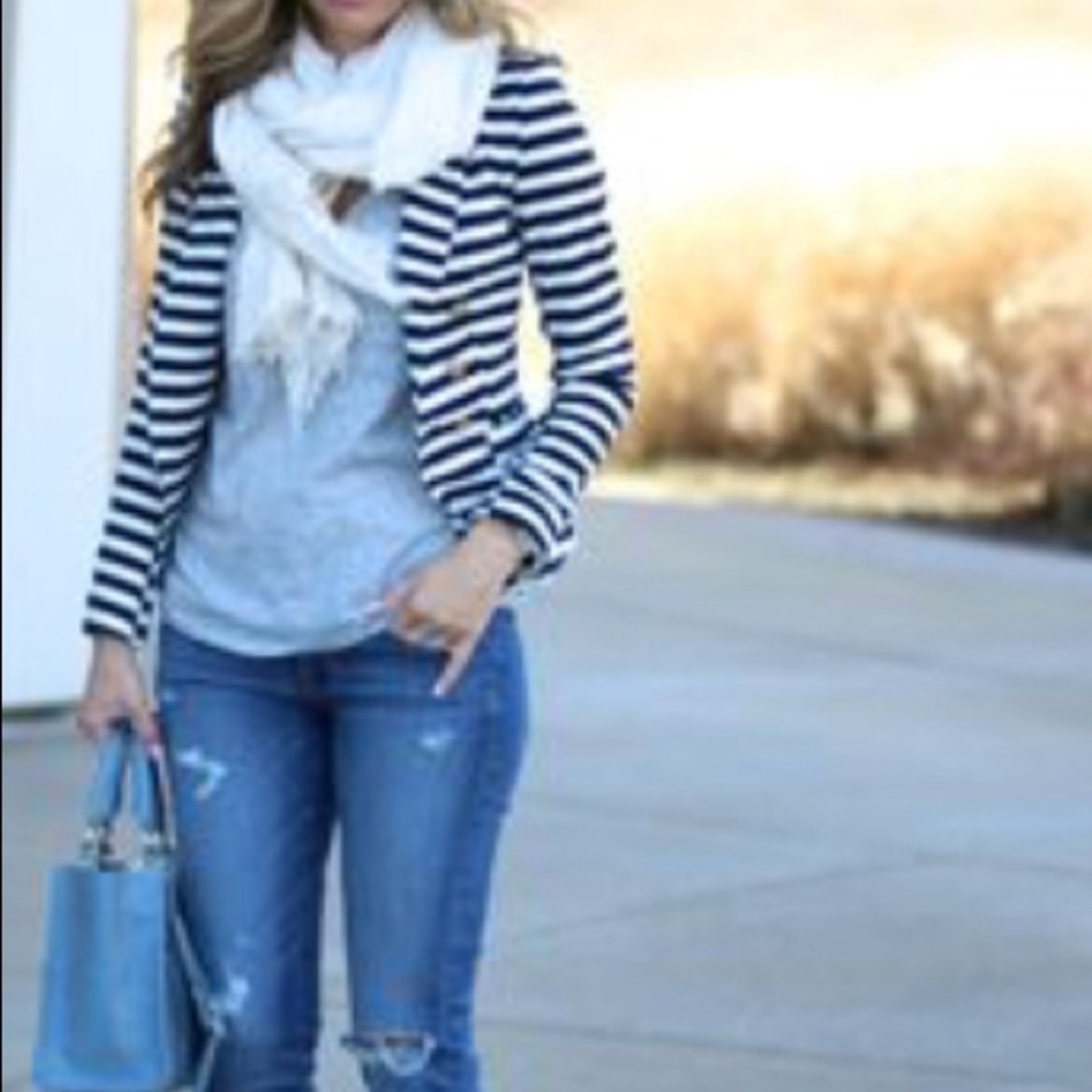 ❤️SALE ❤️SALE!! Striped Blazer BY Love Change👠👖